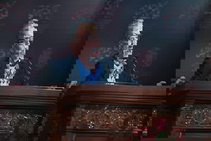 ایران‌شناسی در روزگار دشوار / در خدمت ایران عزیز هستیم