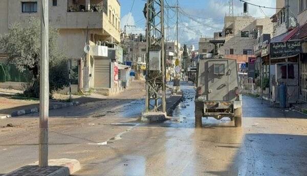 تشدید حملات اشغالگران به فلسطینی‌ها در کرانه باختری در سال ۲۰۲۵