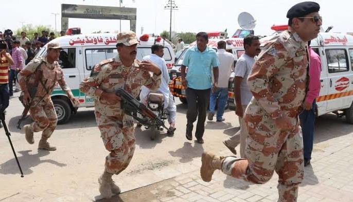 کشف و خنثی سازی ۲ هزار کیلوگرم مواد منفجره در پاکستان