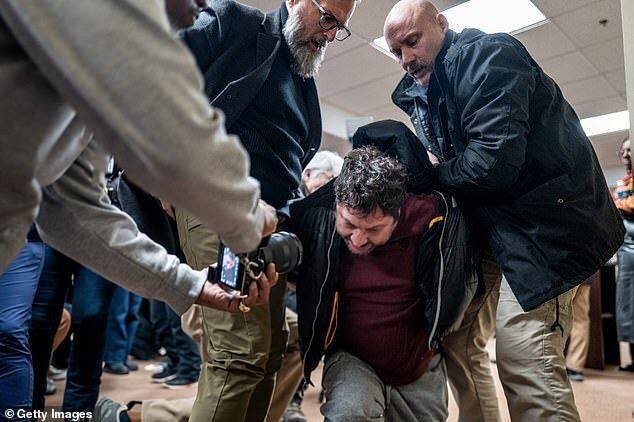 ایران پرسمان