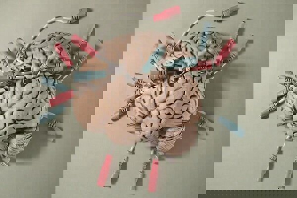 شنیدن صدای دوپامین در مغز زنده