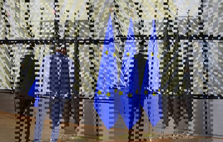 یک منبع آگاه از بررسی۴ پیشنهاد برای واکنش به اقدام اتحادیه اروپا درباره سپاه خبر داد