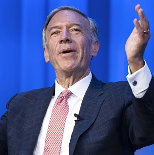 پمپئو: کمک رسید