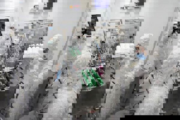 گام بلند در خودکفایی واکسن‌های دامپزشکی؛ ۵ واکسن طیور بومی‌سازی شد