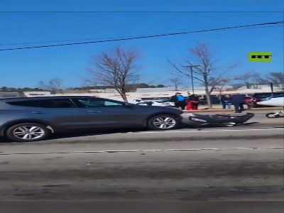 فرود اضطراری هواپیما در یکی از بزرگراه‌های جورجیا