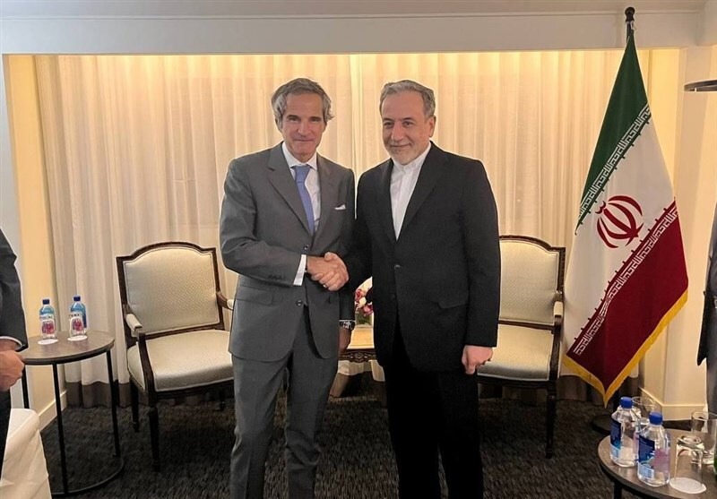 تیم مذاکره کننده ایرانی روز دوشنبه با گروسی دیدار خواهد کرد