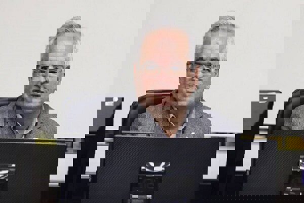 حرکت دانشگاه امیرکبیر به سوی دانشگاه‌های نسل چهارم و پنجم