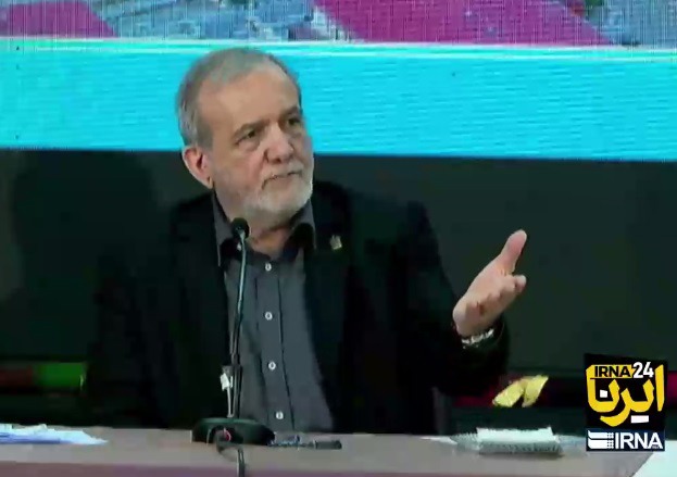 پزشکیان: هرگاه ارتباط دولت با مردم کم شود و فاصله ایجاد شود، نارضایتی و عصبانیت شکل می‌گیرد