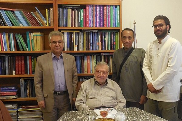 ایران پرسمان