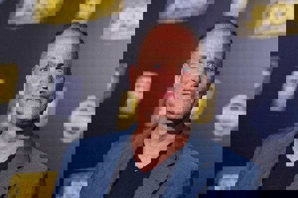 وودی هارلسون به دونالد ترامپ تاخت