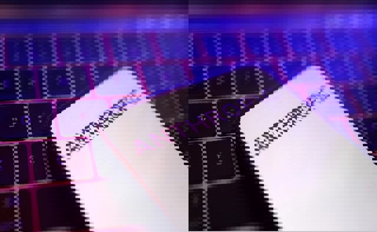 دیپ سیک متهم به سرقت از هوش مصنوعی آنتروپیک شد