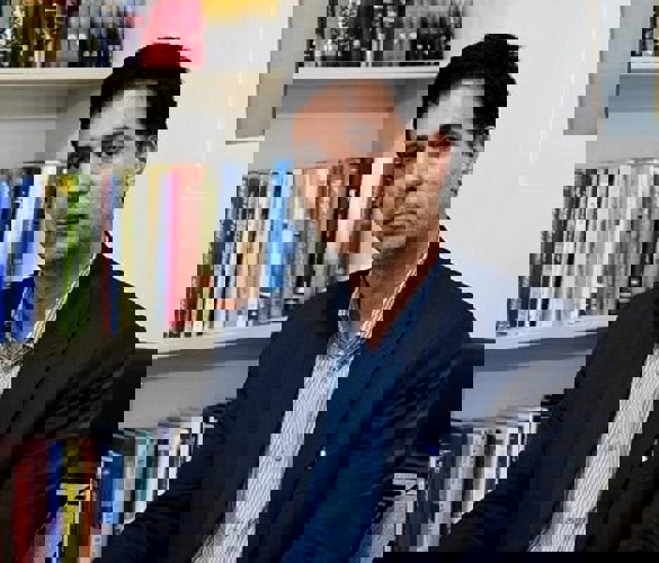 شیر و خورشید نماد هویت شیعی است/ دیدگاه فقهی ملااحمد نراقی چه بود؟