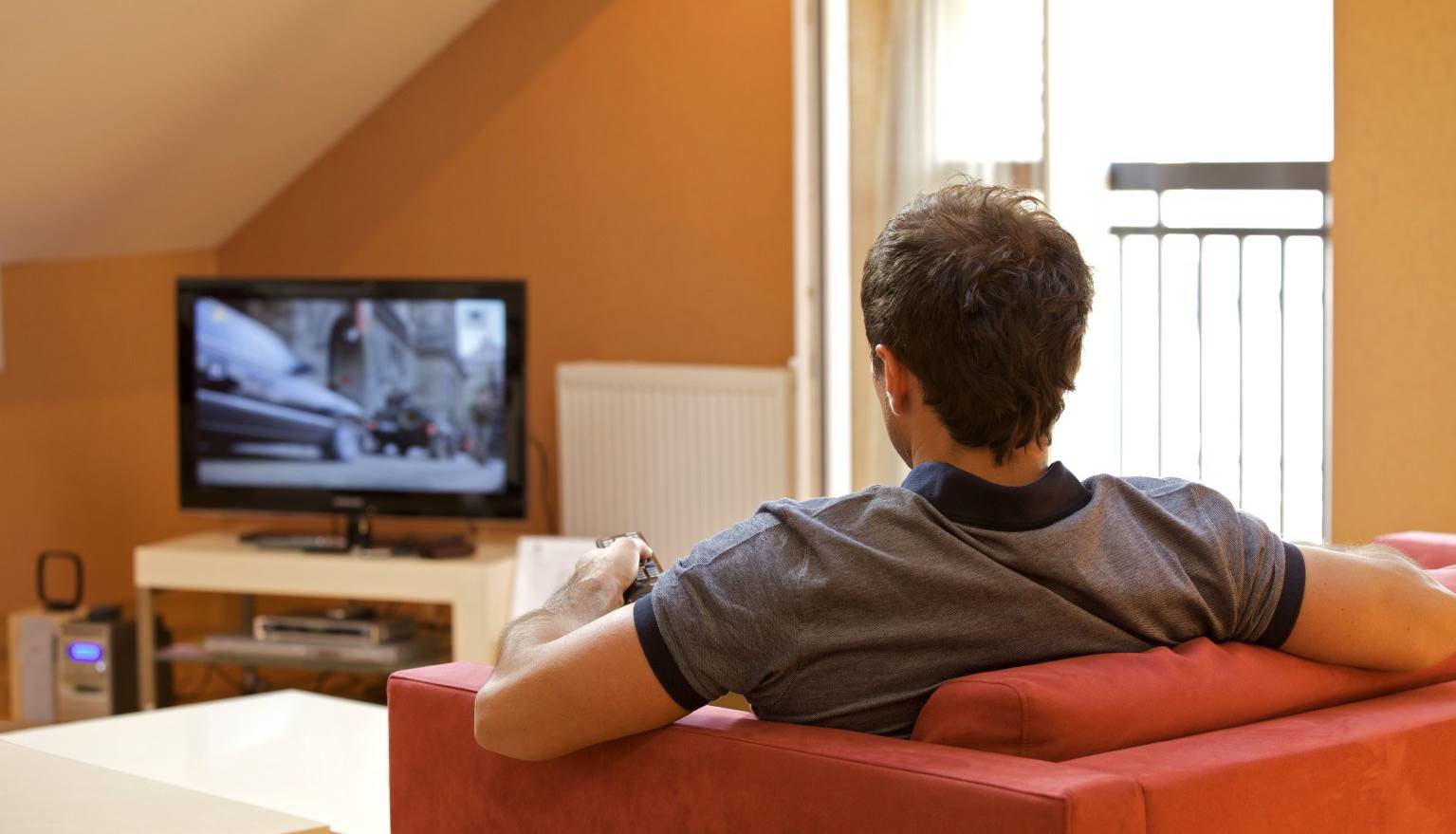 یک ساعت تلویزیون کمتر، افسردگی کمتر؛ تاثیر شگفت‌انگیز فعالیت بدنی در کاهش افسردگی