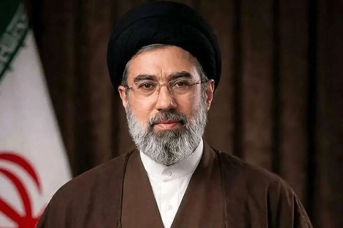 کفش ساده و ایرانی رهبر انقلاب