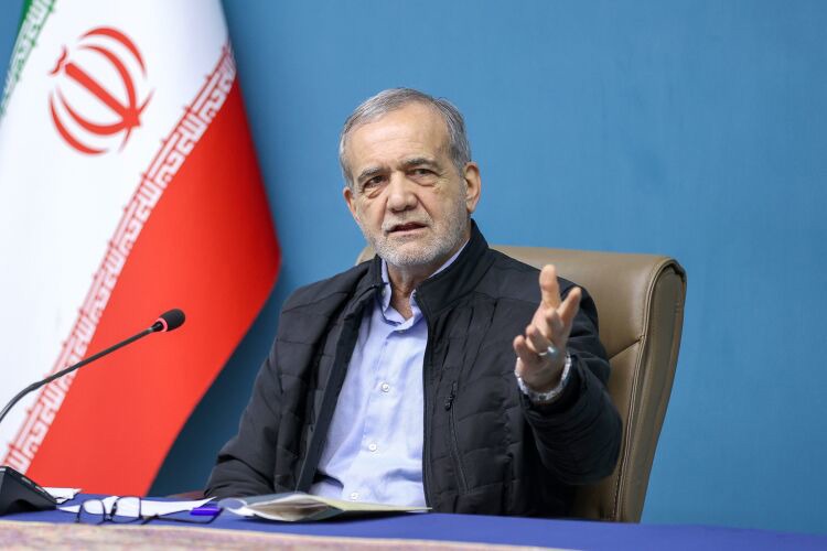 تاکید رئیس‌جمهور بر تقویت تاب‌آوری ملی و مشارکت عمومی در تداوم اداره کشور