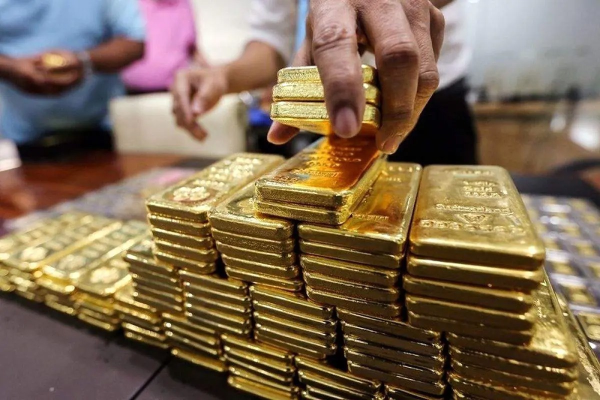 سقوط ۱۰۰ دلاری طلا؛ آغاز یک ریزش بزرگ یا فرصت خرید؟