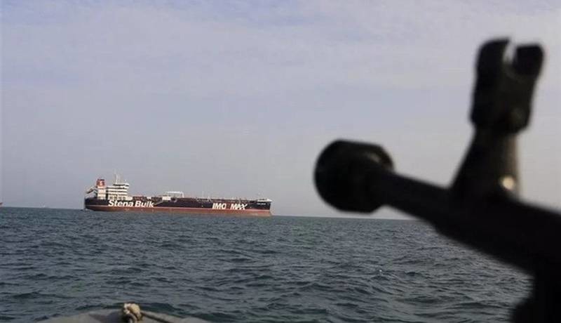 نیروی دریایی سپاه: نزدیک شدن شناورها به تنگه هرمز به‌منزله همکاری با دشمن تلقی می‌شود
