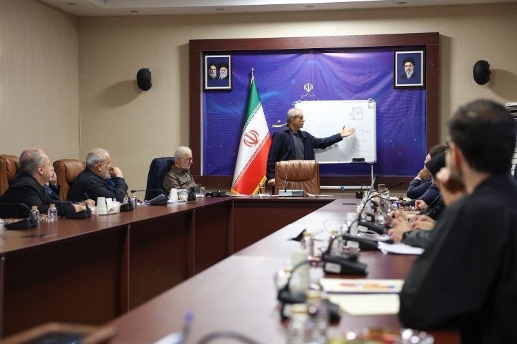 پزشکیان: مرکز ملی پایش مصرف انرژی تشکیل و عملکرد استان‌ها برخط رصد شود