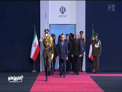 ادای احترام رهبر ملی مردم ترکمنستان به پیکر مطهر رهبر شهید انقلاب