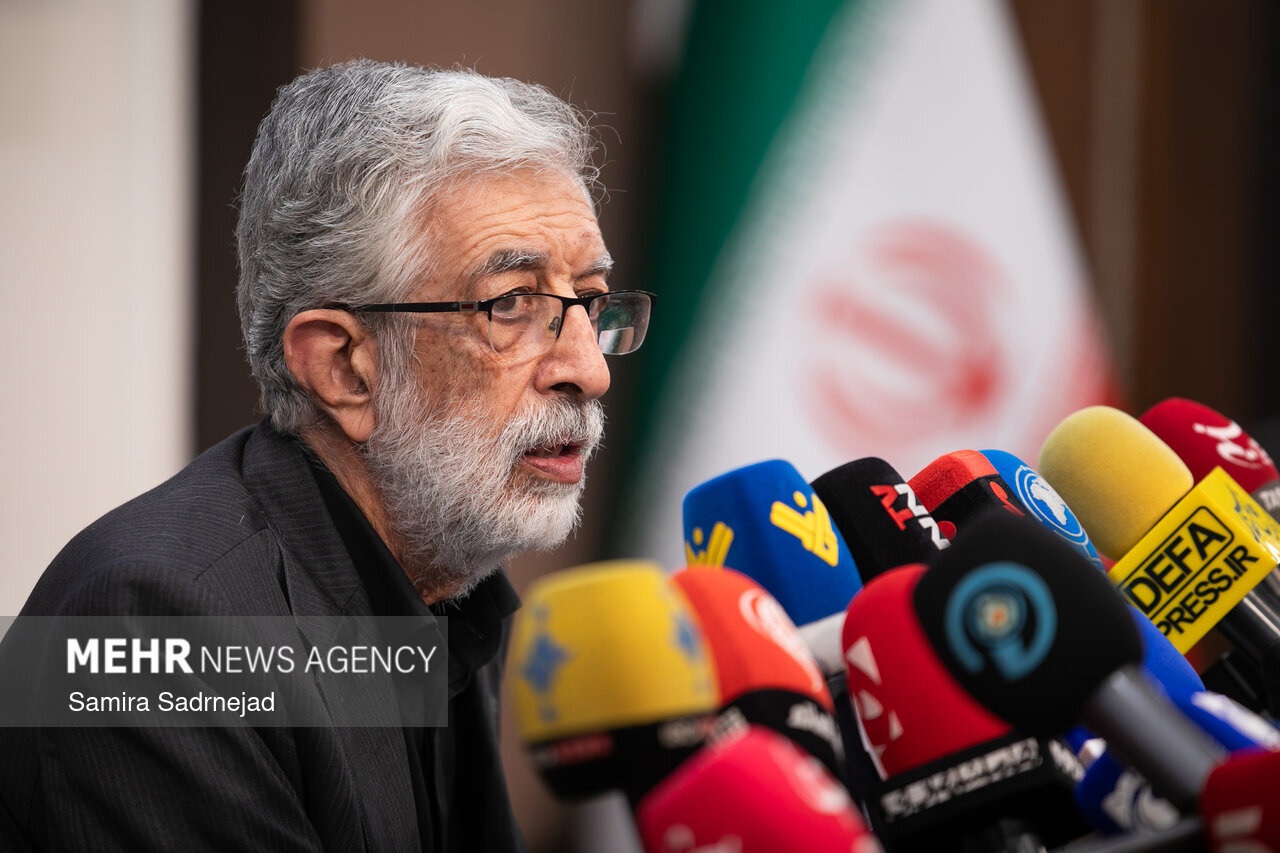 آقا مجتبی یک نور بود که وارد خانه ما شد