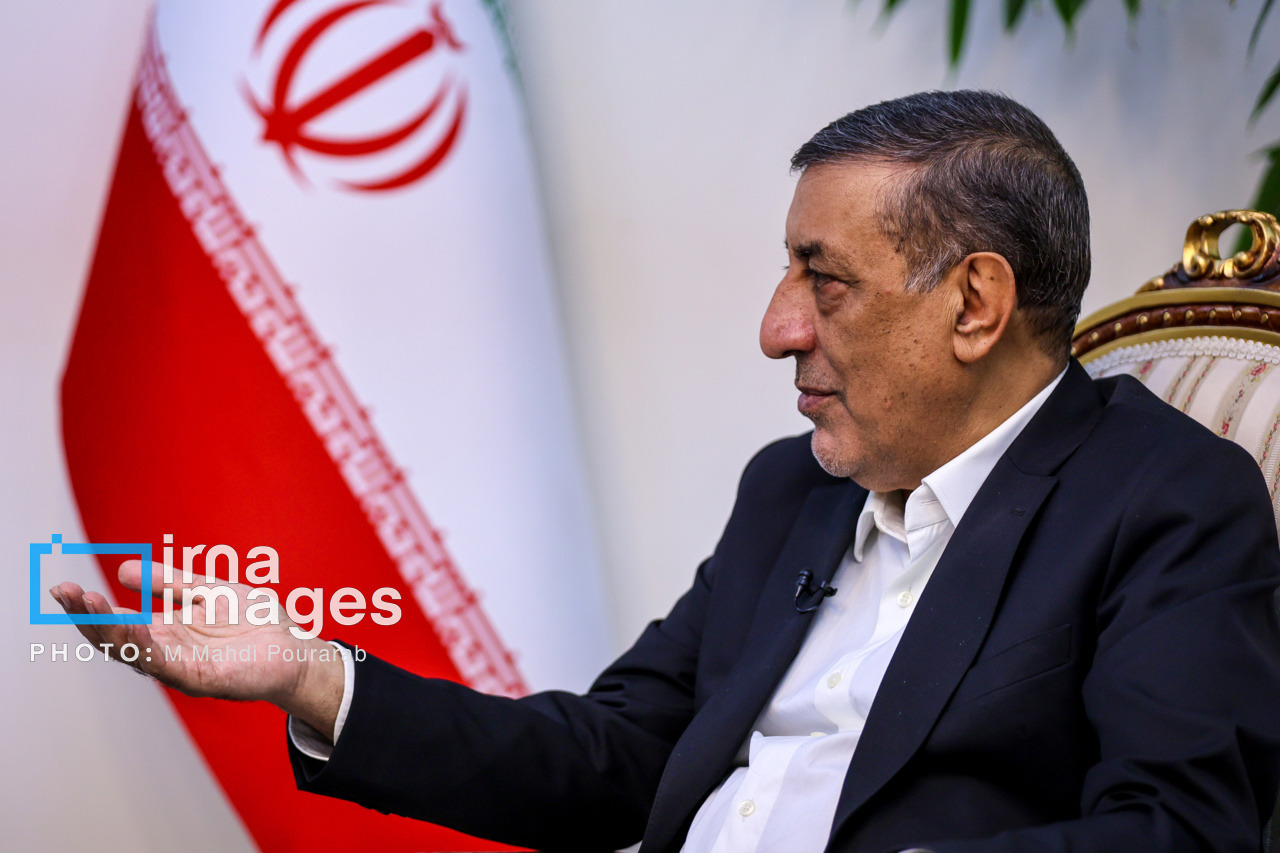 معاون رئیس جمهور: پشت سر سیاست‌های کلی رهبر معظم انقلاب حرکت می‌کنیم