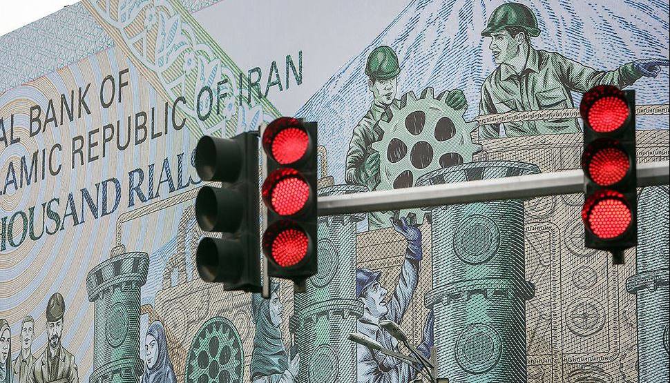 بانک‌هایی که قانون را دور می‌زنند؛ بیش از ۴۶۲ هزار نفر پشت سد وام فرزندآوری