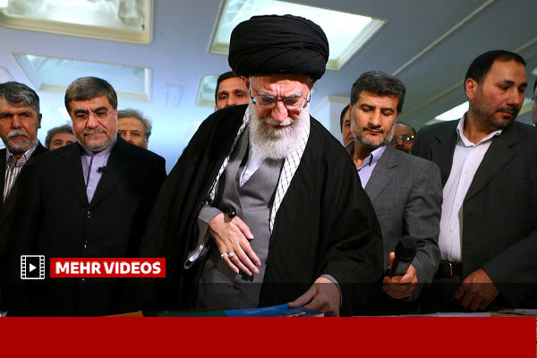 تاکید رهبر شهید انقلاب برای ایجاد نمایشگاه دائمی کتاب در تهران