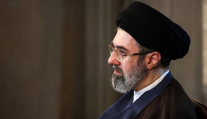 سرمقاله کیهان/ قطب‌نمای حرکت بر مدار امام جامعه