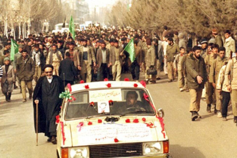 قرار بود یک عمر کنار هم باشند، اما جنگ مهلتشان نداد