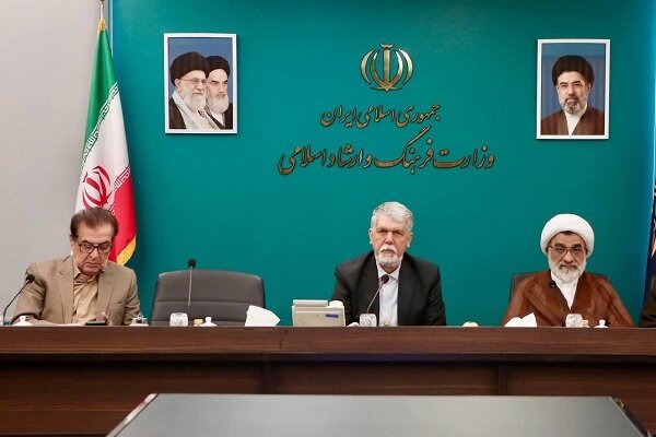 صالحی: مدرسه میناب پرچم مظلومیت ایران است