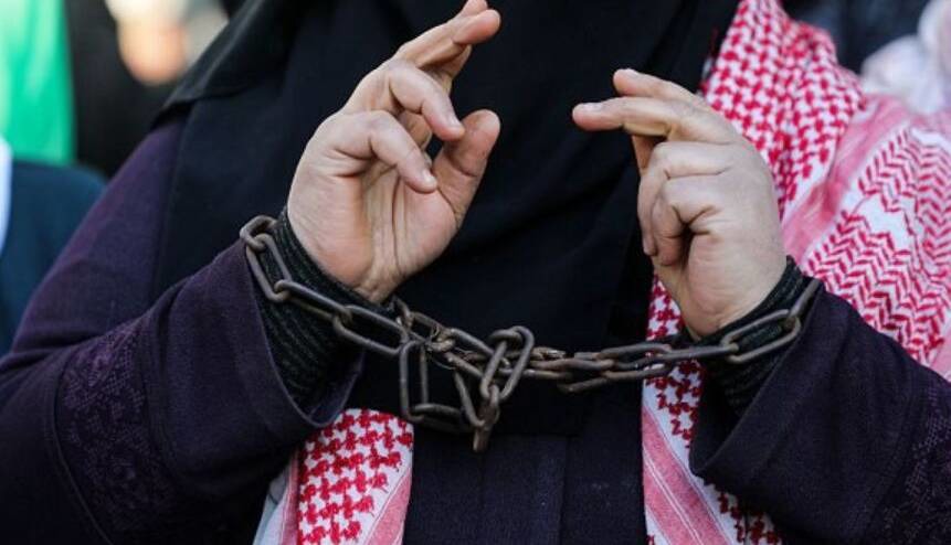 مقام فلسطینی: نگاه داشتن زن باردار در زندان شنیع‌ترین ظلم و تروریسم است