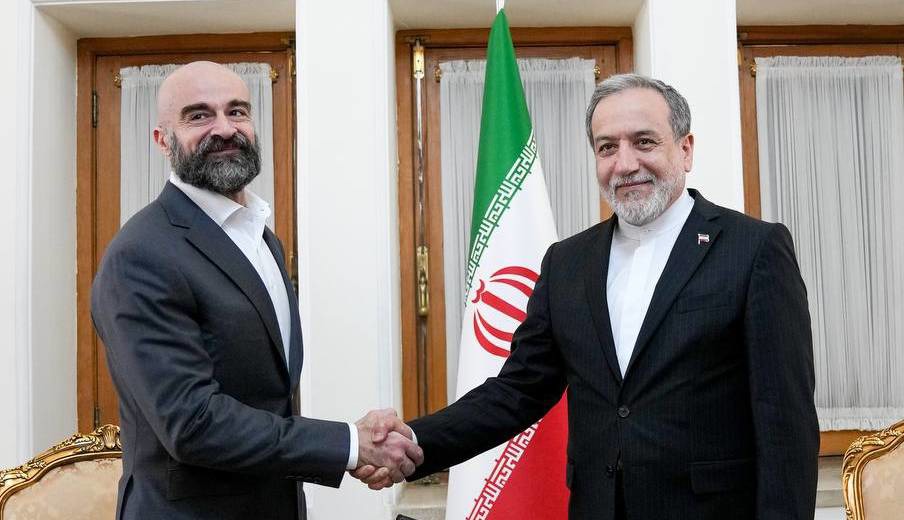 دیدار و گفتگوی رئیس اتحادیه میهنی کردستان عراق با عراقچی