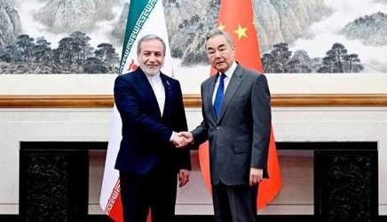 توئیت عراقچی درباره سفر چین؛ تصمیم‌هایی که امروز اتخاذ می‌شوند، بر توازن راهبردی آینده در منطقه تأثیرگذار خواهند بود