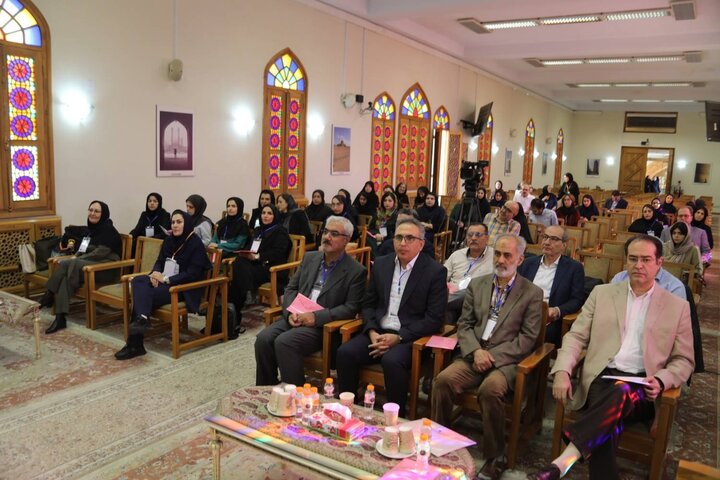 ایران پرسمان