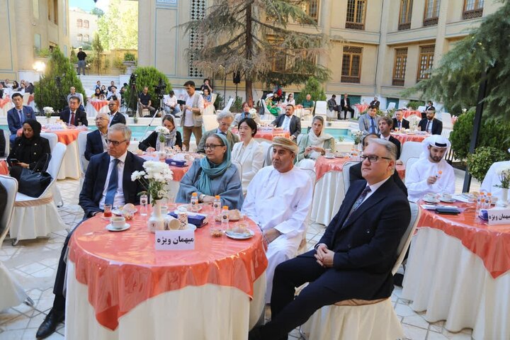 ایران پرسمان