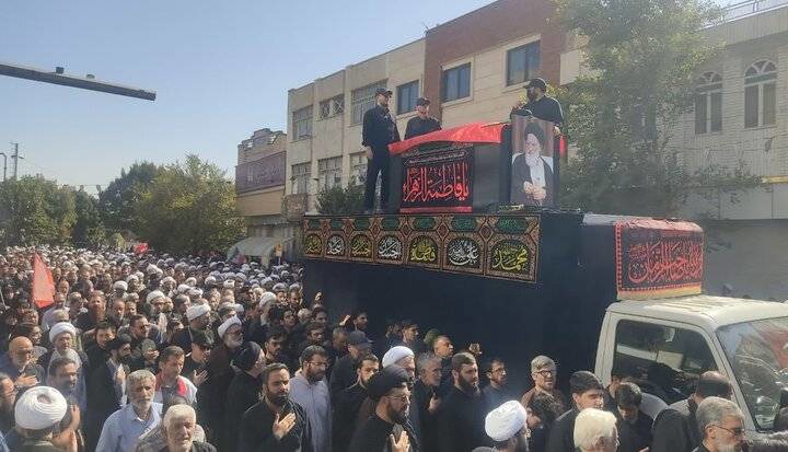 مراسم تشییع پیکر مطهر آیت‌الله العظمی شبیری زنجانی در قم آغاز شد