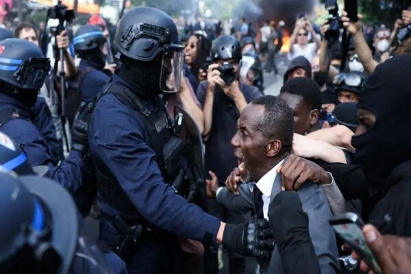 حمایت شهردار فرانسه از دانش آموزان معترض ترند شد