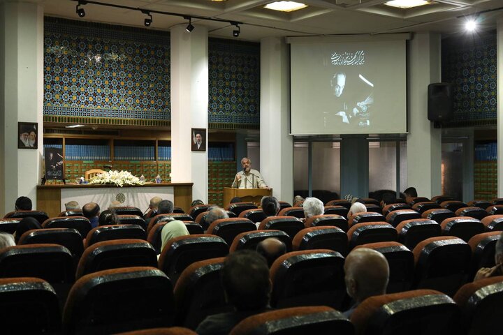 ایران پرسمان