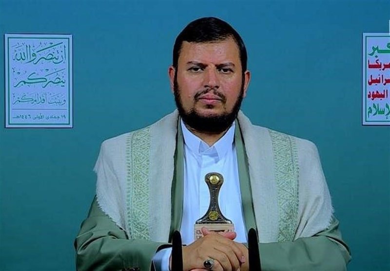 رهبر انصارالله: آمریکایی‌ ها به دنبال بکارگیری مرگبارترین سلاح‌ ها هستند