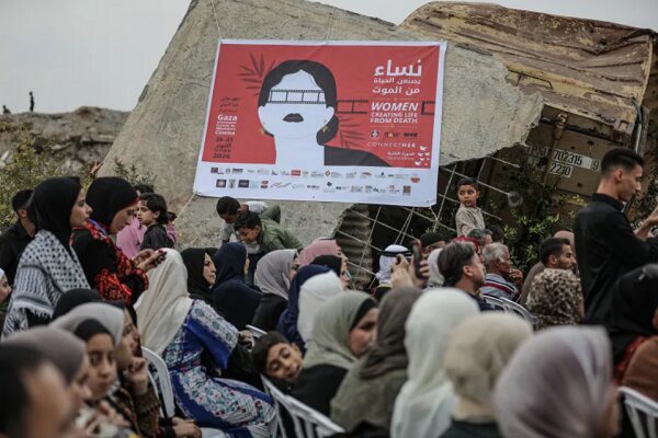 فیلمسازان زن غزه درد را تصویر می‌کنند؛ زنان از مرگ زندگی می‌سازند