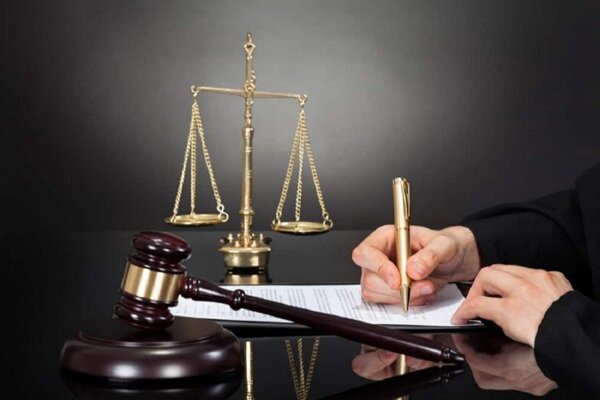 آزمون وکالت کانون‌ وکلا ۱۴ آبان برگزار می‌شود؛ اعلام زمان توزیع کارت